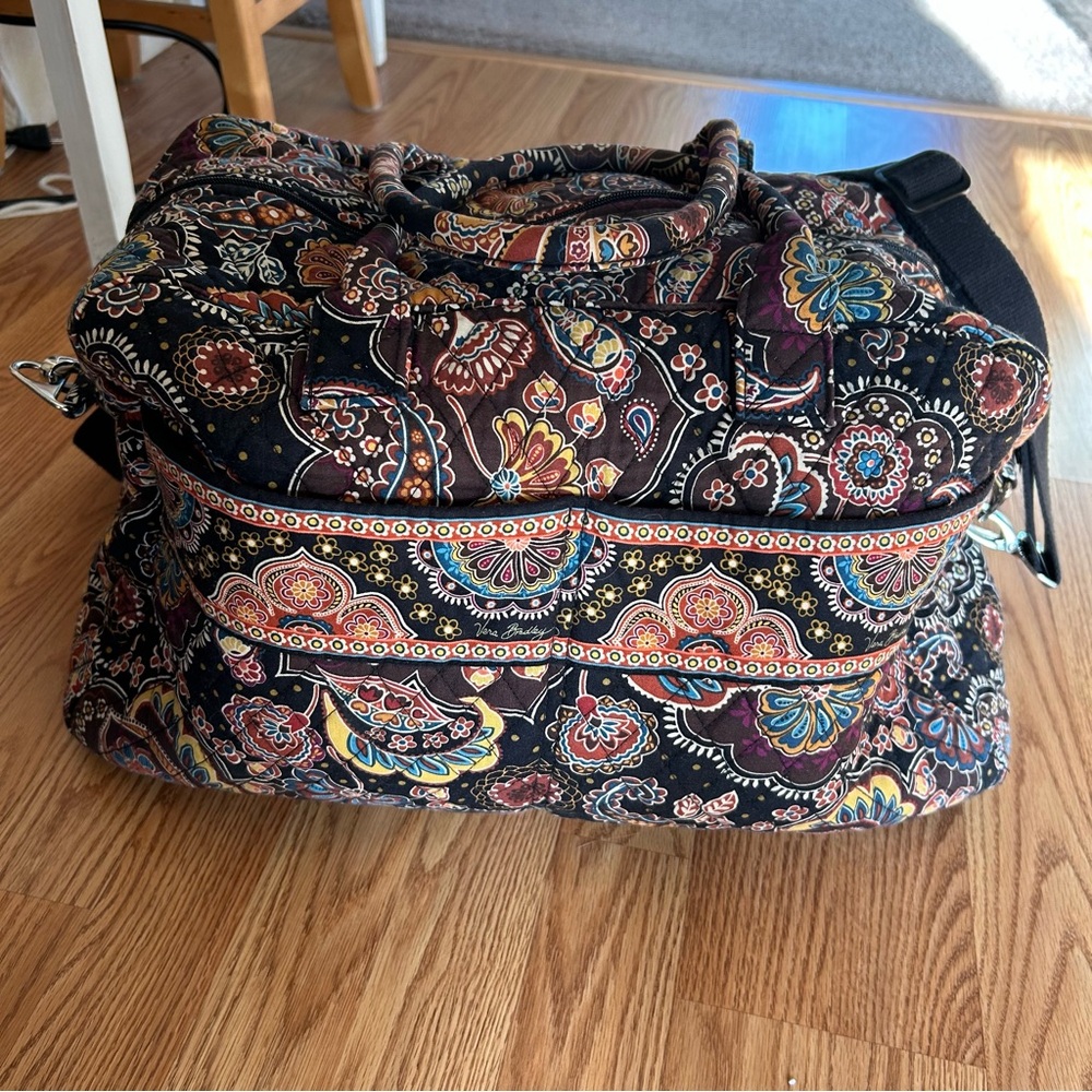 Vera Bradley large duffel bag in Kensington pattern